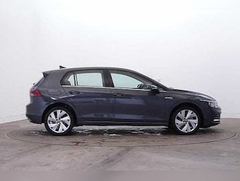 Used Volkswagen Golf 2024 for sale - 75631976: Photo