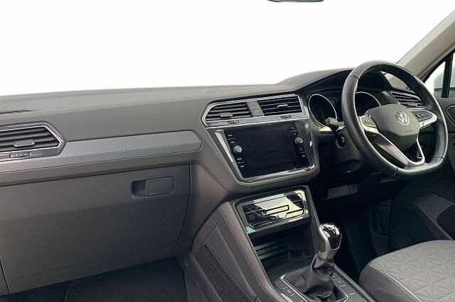 Used Volkswagen Tiguan 2022 for sale - 76470791: Photo 2