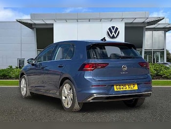 Used Volkswagen Golf 2025 for sale - 77872324: Photo