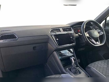 Used Volkswagen Tiguan 2023 for sale - 76133802: Photo