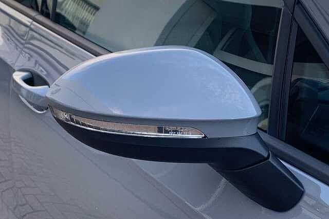 Used Volkswagen Golf 2024 for sale - 76470787: Photo 23