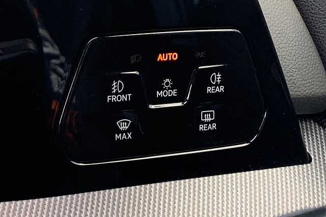 Used Volkswagen Golf 2024 for sale - 76470787: Photo 30