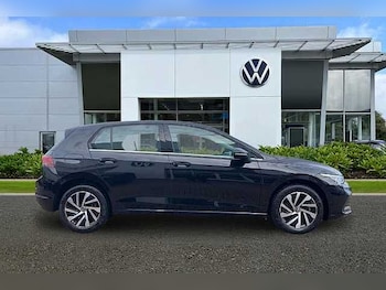 Used Volkswagen Golf 2022 for sale - 76461989: Photo