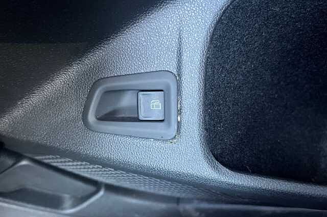 Used Volkswagen Golf 2025 for sale - 77236985: Photo 25