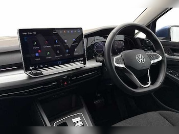 Used Volkswagen Golf 2025 for sale - 77236985: Photo