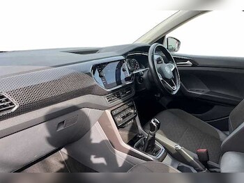 Used Volkswagen T-Cross 2021 for sale - 77529323: Photo