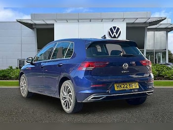 Used Volkswagen Golf 2022 for sale - 76057599: Photo 3