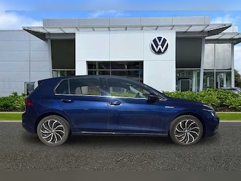 Used Volkswagen Golf 2022 for sale - 76057599: Photo 4