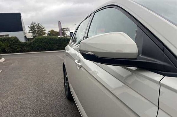 Used Volkswagen Polo 2023 for sale - 76101504: Photo 23