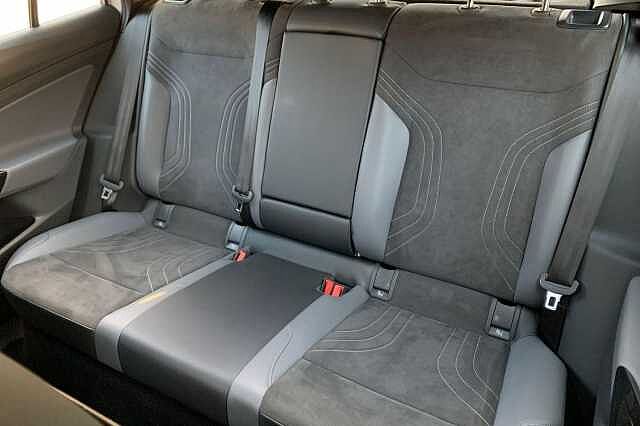 Used Volkswagen ID.4 2023 for sale - 76006065: Photo 8