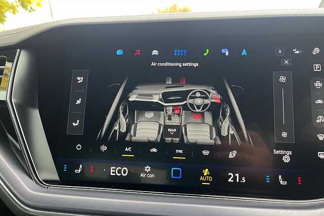 Used Volkswagen Touareg 2025 for sale - 76444524: Photo 32