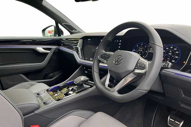 Used Volkswagen Touareg 2025 for sale - 76444524: Photo 6