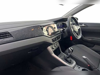Used Volkswagen Polo 2023 for sale - 76133807: Photo 2