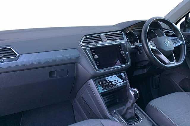 Used Volkswagen Tiguan 2022 for sale - 76461986: Photo 2