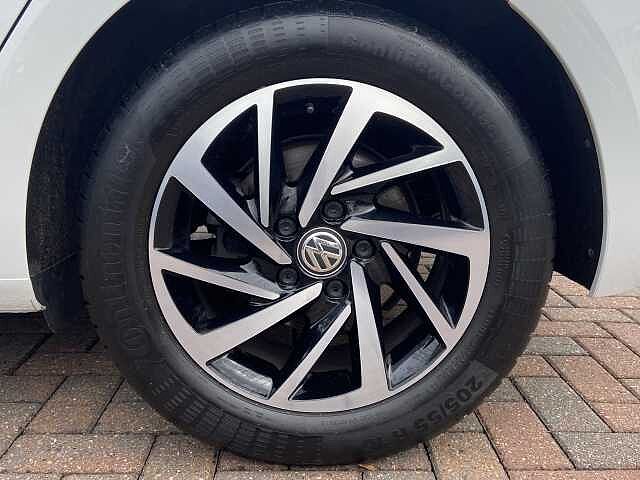 Used Volkswagen Golf 2019 for sale - 76396769: Photo 17