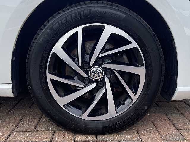 Used Volkswagen Golf 2019 for sale - 76396769: Photo 5