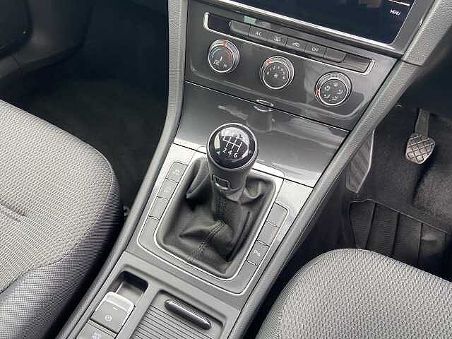 Used Volkswagen Golf 2019 for sale - 76396769: Photo 8