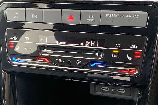 Used Volkswagen T-Cross 2024 for sale - 76461997: Photo 29