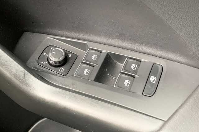 Used Volkswagen T-Cross 2024 for sale - 76461997: Photo 31