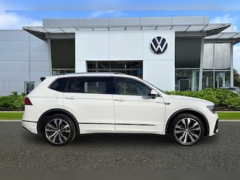 Used Volkswagen Tiguan Allspace 2021 for sale - 76470784: Photo