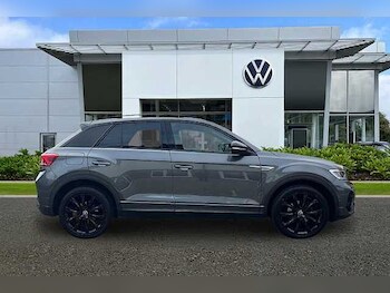 Used Volkswagen T-Roc 2023 for sale - 76461998: Photo
