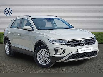Used Volkswagen T-Roc 2024 for sale - 78367033: Photo