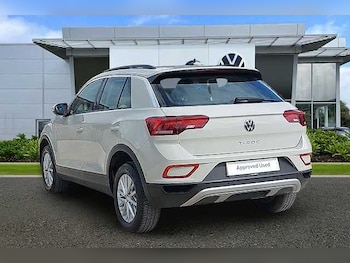 Used Volkswagen T-Roc 2024 for sale - 78367033: Photo