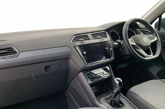 Used Volkswagen Tiguan 2021 for sale - 76477397: Photo 2