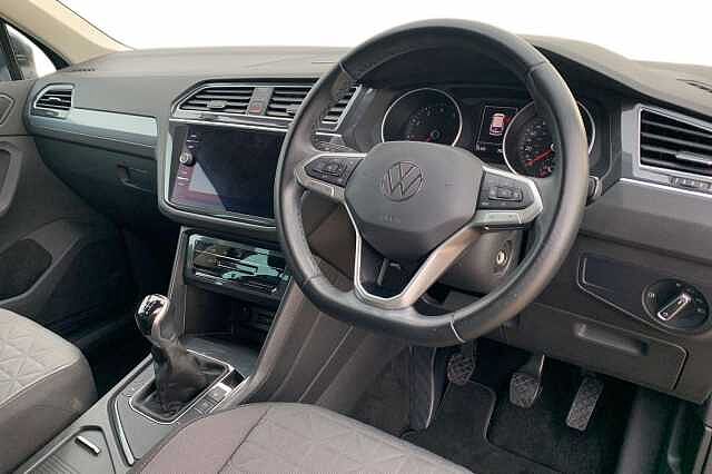 Used Volkswagen Tiguan 2021 for sale - 76477397: Photo 6