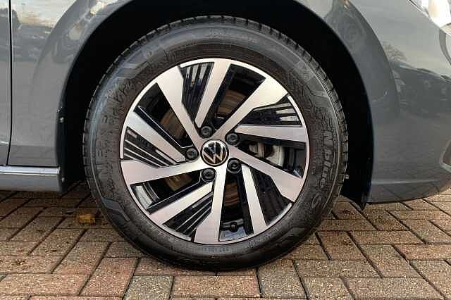 Used Volkswagen Golf 2023 for sale - 76461991: Photo 5