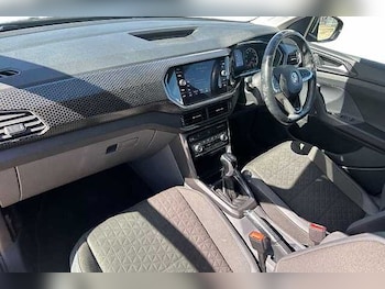 Used Volkswagen T-Cross 2019 for sale - 79121122: Photo