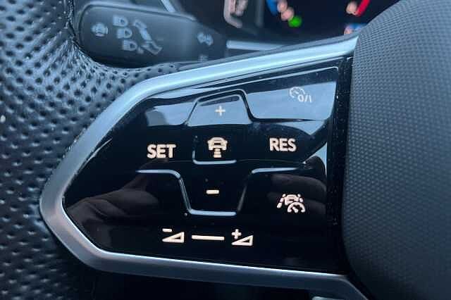 Used Volkswagen Tiguan 2023 for sale - 76057605: Photo 15