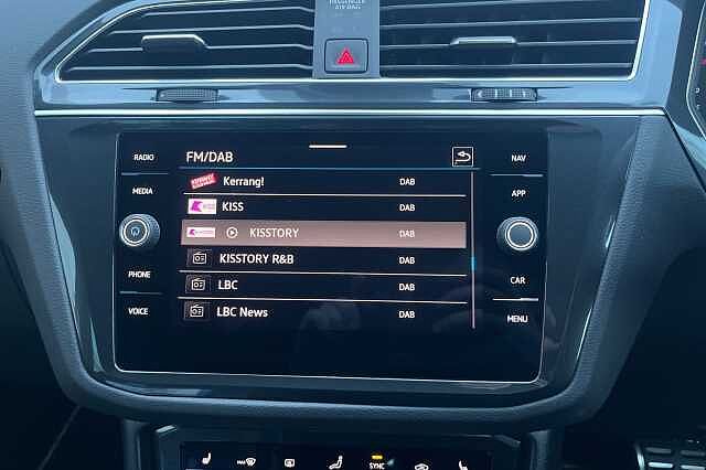 Used Volkswagen Tiguan 2023 for sale - 76057605: Photo 25