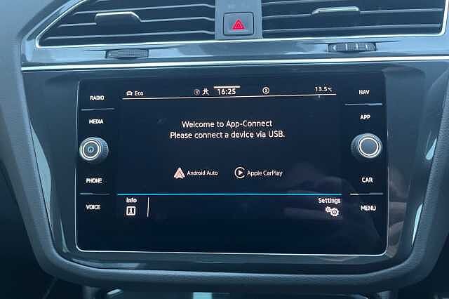 Used Volkswagen Tiguan 2023 for sale - 76057605: Photo 29