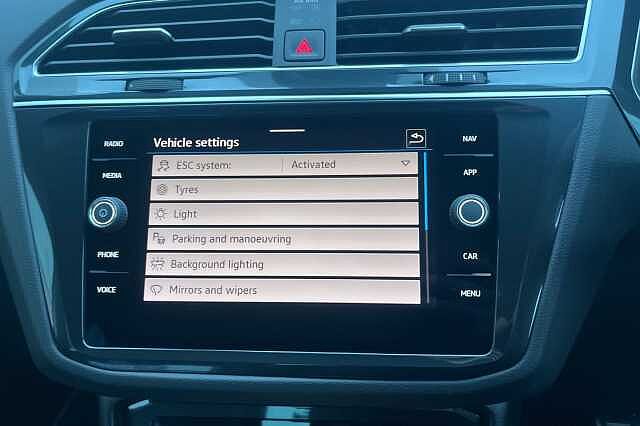 Used Volkswagen Tiguan 2023 for sale - 76057605: Photo 30