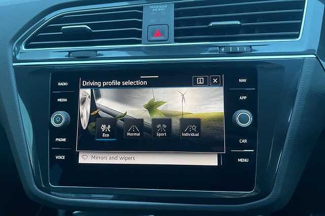 Used Volkswagen Tiguan 2023 for sale - 76057605: Photo 31