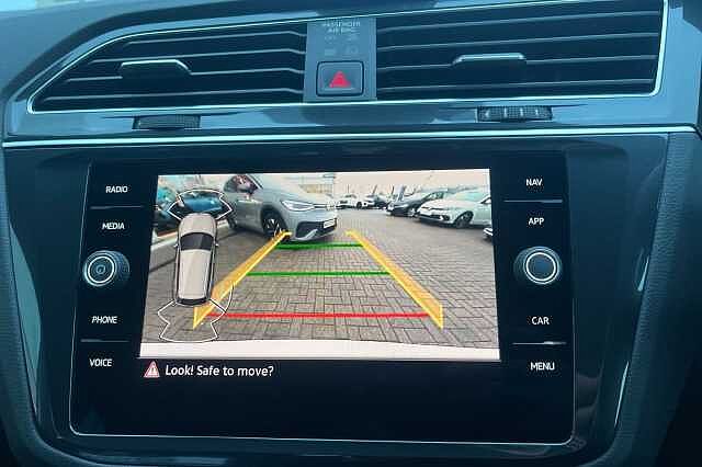 Used Volkswagen Tiguan 2023 for sale - 76057605: Photo 33