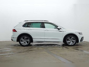 Used Volkswagen Tiguan 2023 for sale - 76057605: Photo 4
