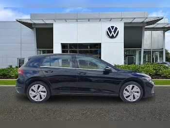 Used Volkswagen Golf 2025 for sale - 78069786: Photo