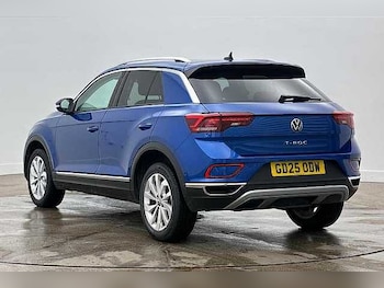 Used Volkswagen T-Roc 2025 for sale - 79457342: Photo