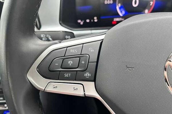 Used Volkswagen T-Roc 2022 for sale - 76101510: Photo 15