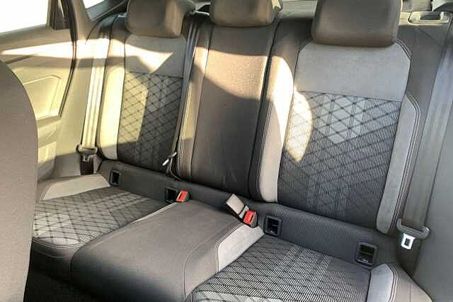 Used Volkswagen Polo 2023 for sale - 76461982: Photo 8