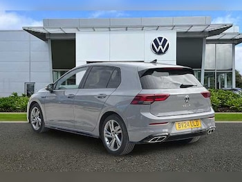 Used Volkswagen Golf 2024 for sale - 78228534: Photo