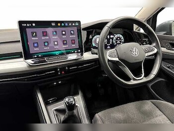 Used Volkswagen Golf 2024 for sale - 77228172: Photo