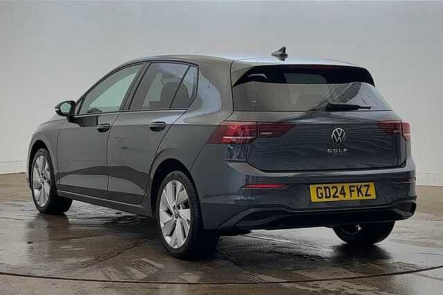 Used Volkswagen Golf 2024 for sale - 77228172: Photo 3