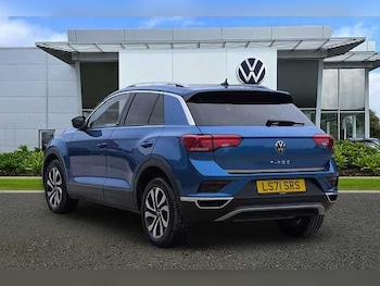 Used Volkswagen T-Roc 2021 for sale - 78852338: Photo