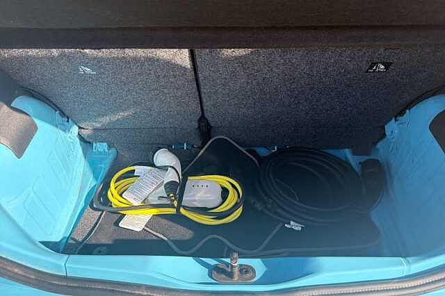 Used Volkswagen up! 2022 for sale - 77364128: Photo 11