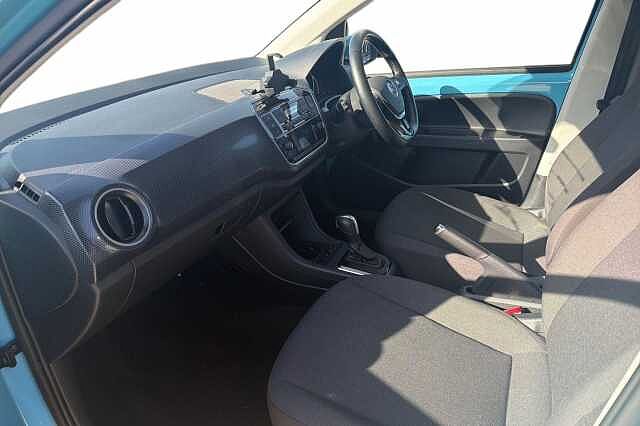 Used Volkswagen up! 2022 for sale - 77364128: Photo 2