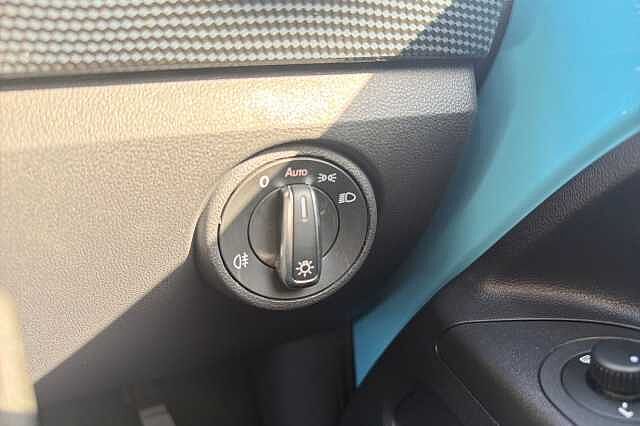 Used Volkswagen up! 2022 for sale - 77364128: Photo 25