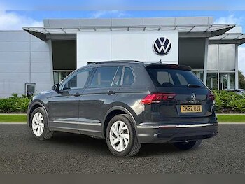 Used Volkswagen Tiguan 2022 for sale - 77595108: Photo